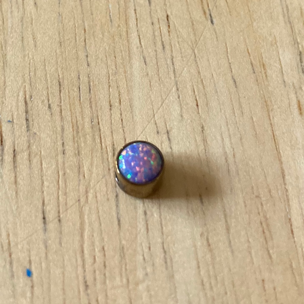 Anatometal Bronze Titanium Opal Captive Bead